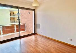 Top Floor Golf-Front Apartment with Private Rooftop Terrace, Vilamoura