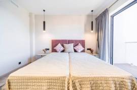 Luxury 5 Bed Villa For Sale in Calahonda Malaga