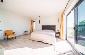 Luxury 5 Bed Villa For Sale in Calahonda Malaga