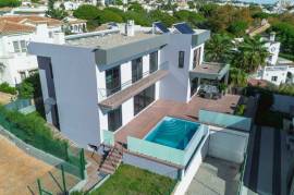 Luxury 5 Bed Villa For Sale in Calahonda Malaga