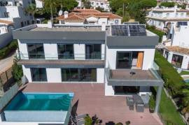 Luxury 5 Bed Villa For Sale in Calahonda Malaga