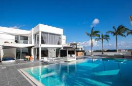 Luxury 5 Bed Villa For Sale in Ayia Napa