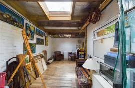 Luxury 3 Bed Flat For sale in Hove Brighton United