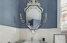 Luxury 3 Bed Flat For sale in Hove Brighton United