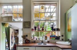 Luxury 3 Bed Flat For sale in Hove Brighton United