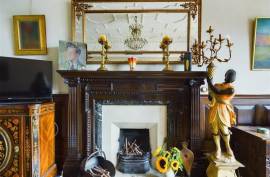 Luxury 3 Bed Flat For sale in Hove Brighton United