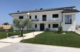 Luxury 6 Bed Villa For sale in MONTENERO DI BISACCIA