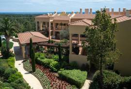 Excellent 1 Bed Leaseback Apartment For Sale in Bonavista de Bonmont Resort Tarragona Costa Dorada