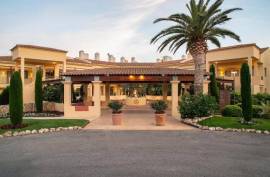 Excellent 1 Bed Leaseback Apartment For Sale in Bonavista de Bonmont Resort Tarragona Costa Dorada