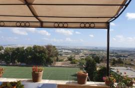 Luxury 3 Bed Penthouse Apartment For sale in Mtarfa