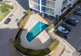 Studio Apartment in Building with Pool in Portimão