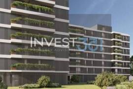 2 bedroom apartment with suite, 2 balconies and garage in Paranhos, near Boavista