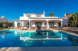 4 bedroom villa in Vilamoura