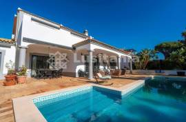4 bedroom villa in Vilamoura