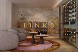 Premium 5-Bedroom Villa with Contemporary Architecture and Sea View