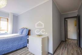 Renovated 3 Bedroom Apartment Emesinde