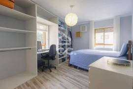 Renovated 3 Bedroom Apartment Emesinde