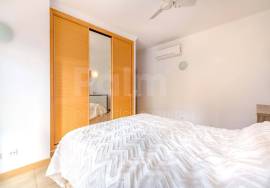 3-Bedroom Villa with Private Jacuzzi | Panoramic Golf Course Views & Pool | Lagoa, Algarve