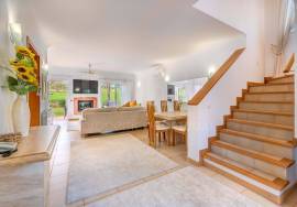 3-Bedroom Villa with Private Jacuzzi | Panoramic Golf Course Views & Pool | Lagoa, Algarve