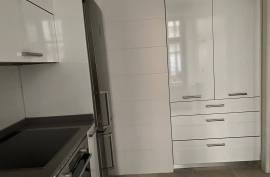 Modern apartment for rent in the heart of Bilbao