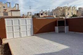 Spacious renovated house in a quiet area of Torrevieja