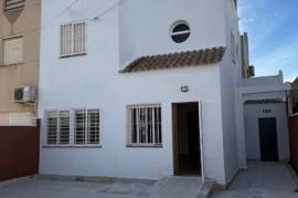 Spacious renovated house in a quiet area of Torrevieja