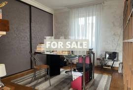 Beautiful Detached House with Lovely Garden