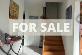 Beautiful Detached House with Lovely Garden