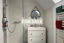 Detached Country House with Open Views