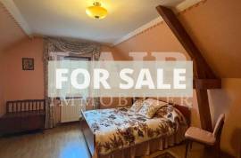 Lovely Detached House and Garden