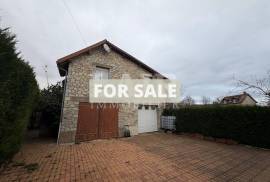 Lovely Detached House and Garden