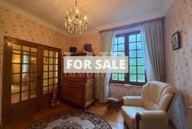 Lovely Detached House and Garden