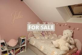 Fully Renovated Beautiful House and Garden