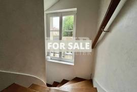 Town House with Nice Garden