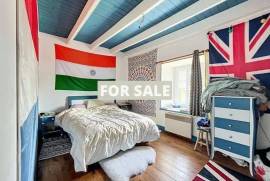 Country House with Bundles of Character