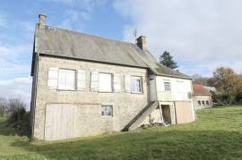 Detached Country House with Outbuilding