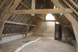 Detached Country House with Outbuilding