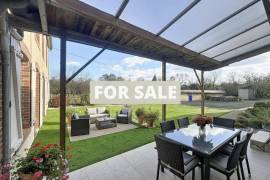 Detached Country House with Outbuildings