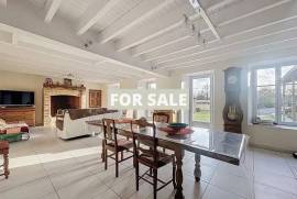 Detached Country House with Outbuildings