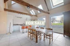 Detached Country House with Outbuildings