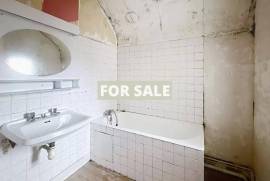 Detached Country House to Renovate