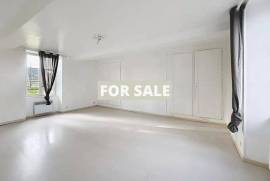 Detached Country House with Open Views