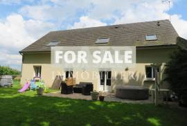 Detached Country House with Open Views