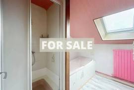 Detached Country House with Outbuilding