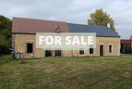 Detached Country House to Finish Renovation