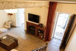 Delightful Town House with Lovely Garden