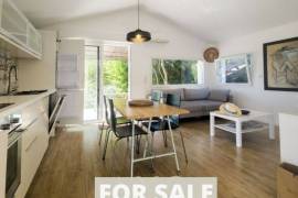 Detached Villa with Pool and Guest Accommodation Detached Villa with Pool and Guest Accommodation