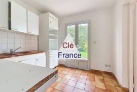 Ideal Family Home Just North of Paris