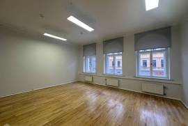 Commercial property in Riga city for rent 1.144€
