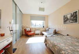 Apartment for rent in Jurmala, 162.00m2